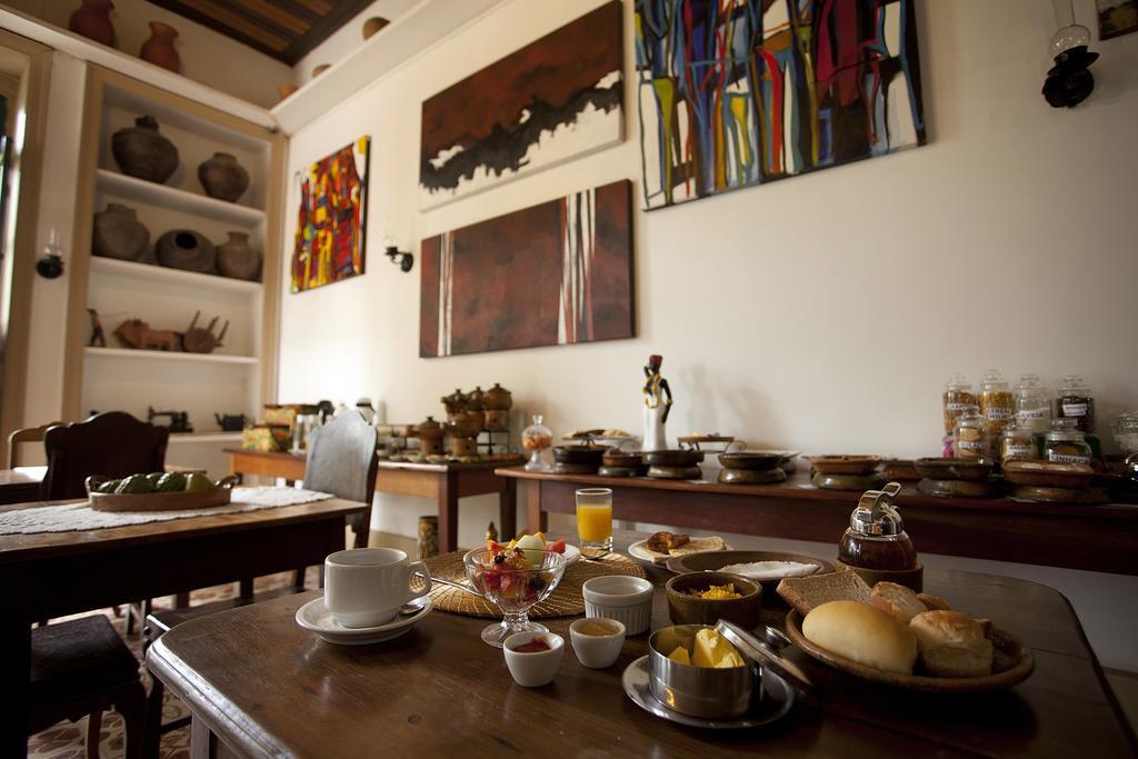 Dos Quatro Cantos Inn Olinda